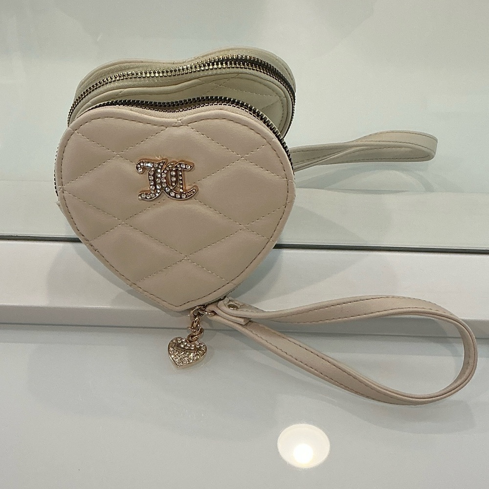 Juicy Couture Heart-Shaped Quilted Wristlet - Cream